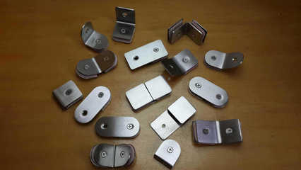 泓力斯五金 高要源头厂家直销，打造专业玻璃隔断与固定解决方案